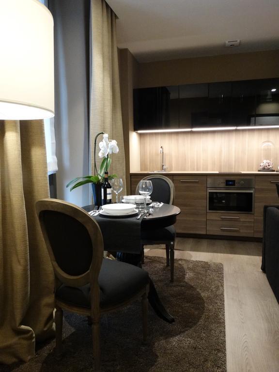 Qb/Four Apartment Катания Екстериор снимка