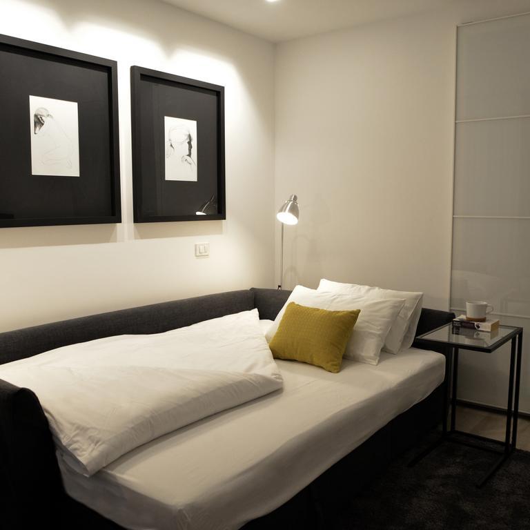 Qb/Four Apartment Катания Екстериор снимка